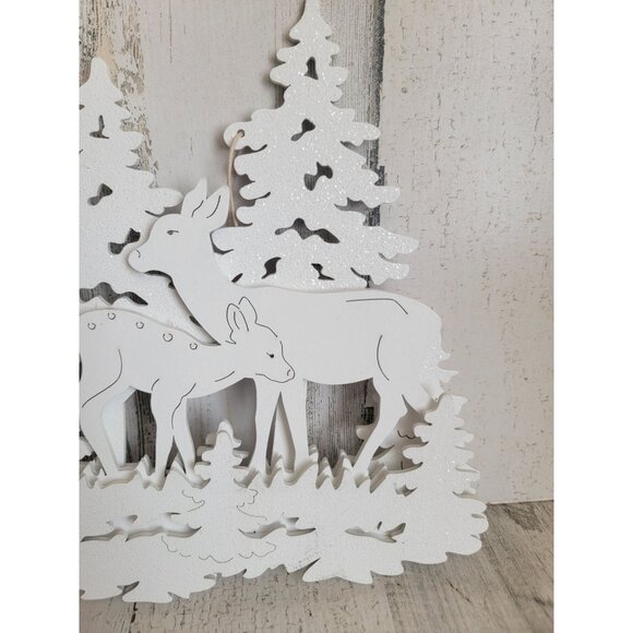 White large 3D deer white forest scenery ornament Xmas - Picture 4 of 7